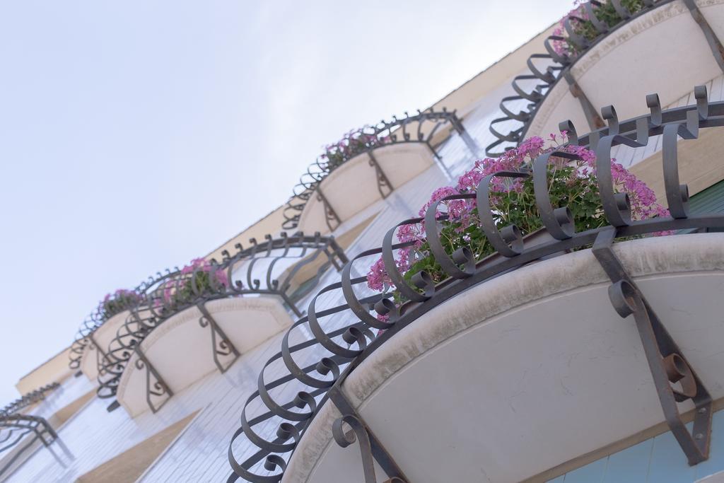 Hotel Venezia New Vasto Exterior photo