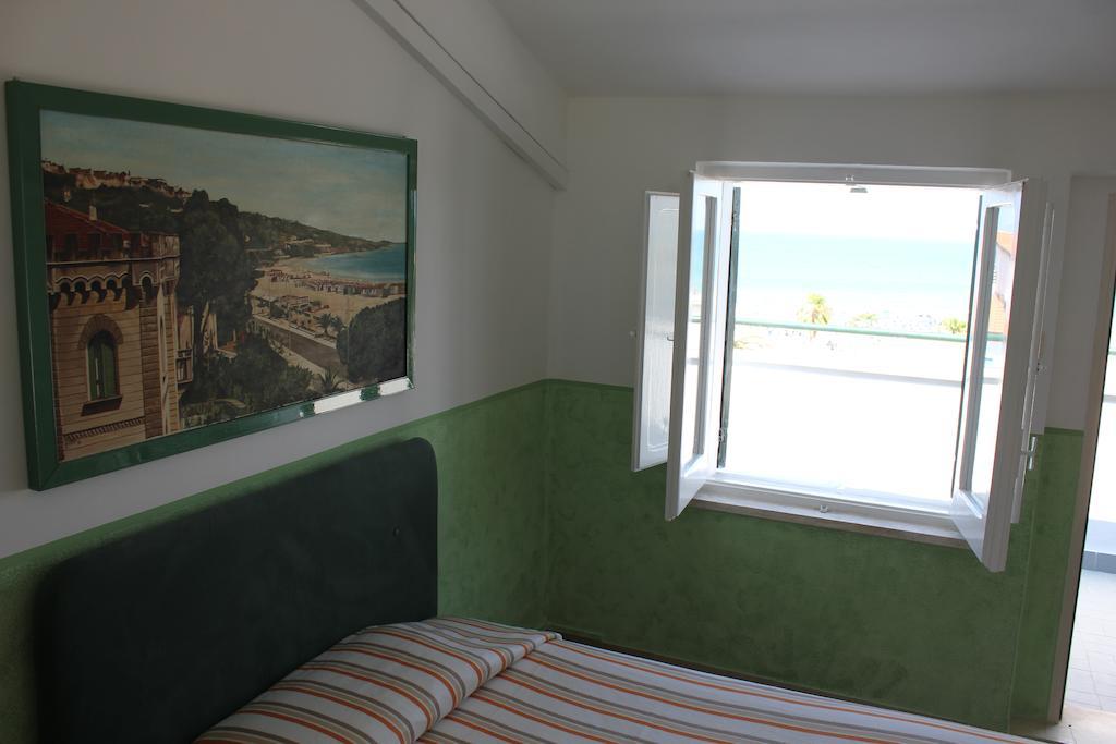 Hotel Venezia New Vasto Exterior photo