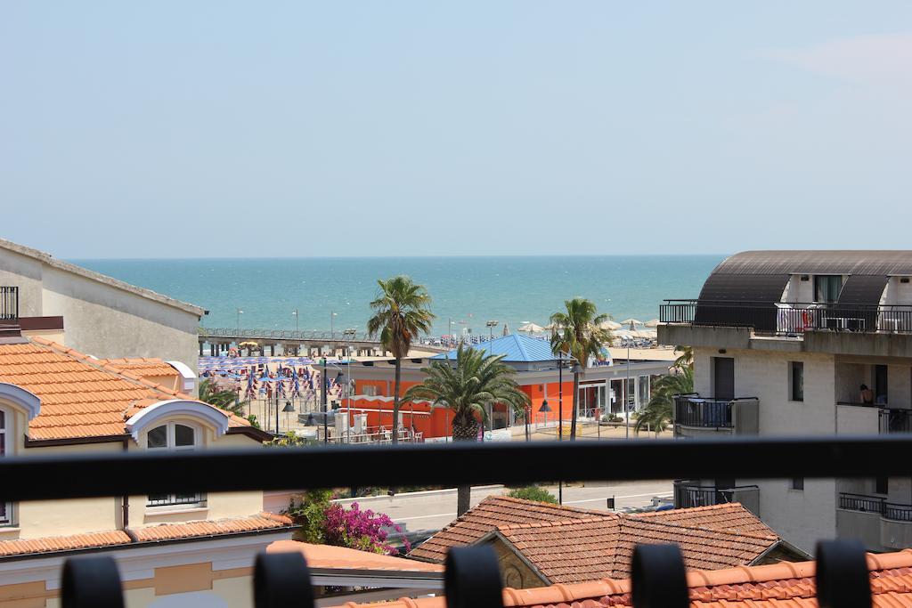 Hotel Venezia New Vasto Exterior photo